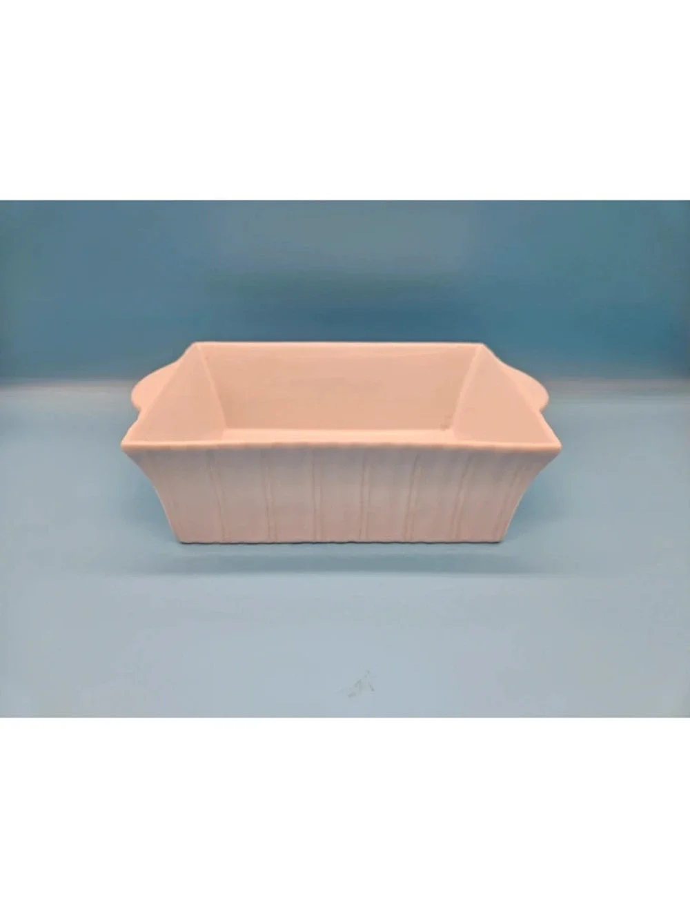 Temp tations Ceramic Baking Dish + Insulated Basket – White Fluted